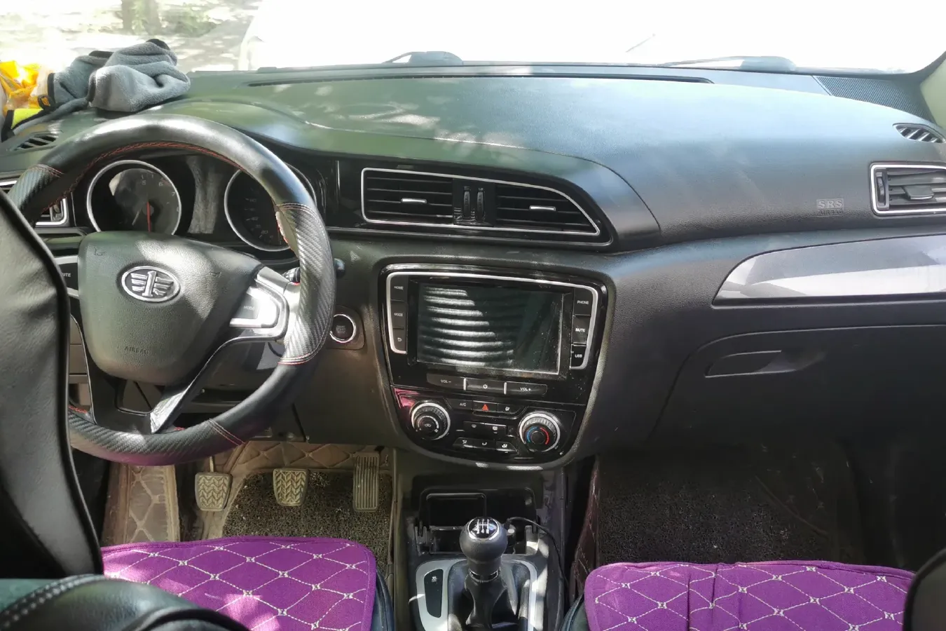 2017 FAW Jumpal D60 1.5L 113HP L4 5MT,autocango,china used car exporter,china ev exporter,chinese used car exporter,chinese used ev exporter