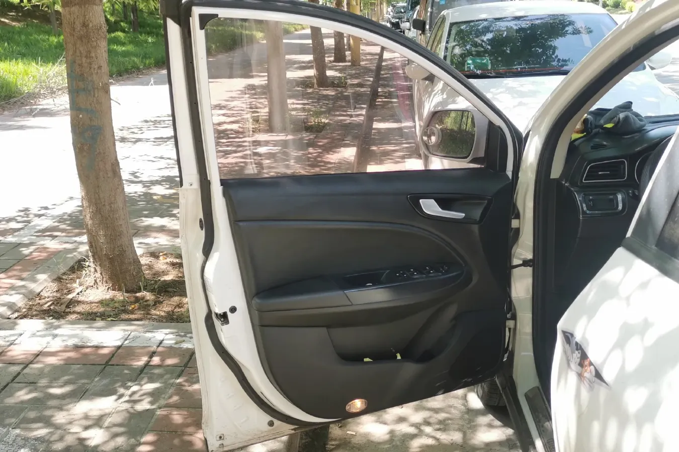 2017 FAW Jumpal D60 1.5L 113HP L4 5MT,autocango,china used car exporter,china ev exporter,chinese used car exporter,chinese used ev exporter