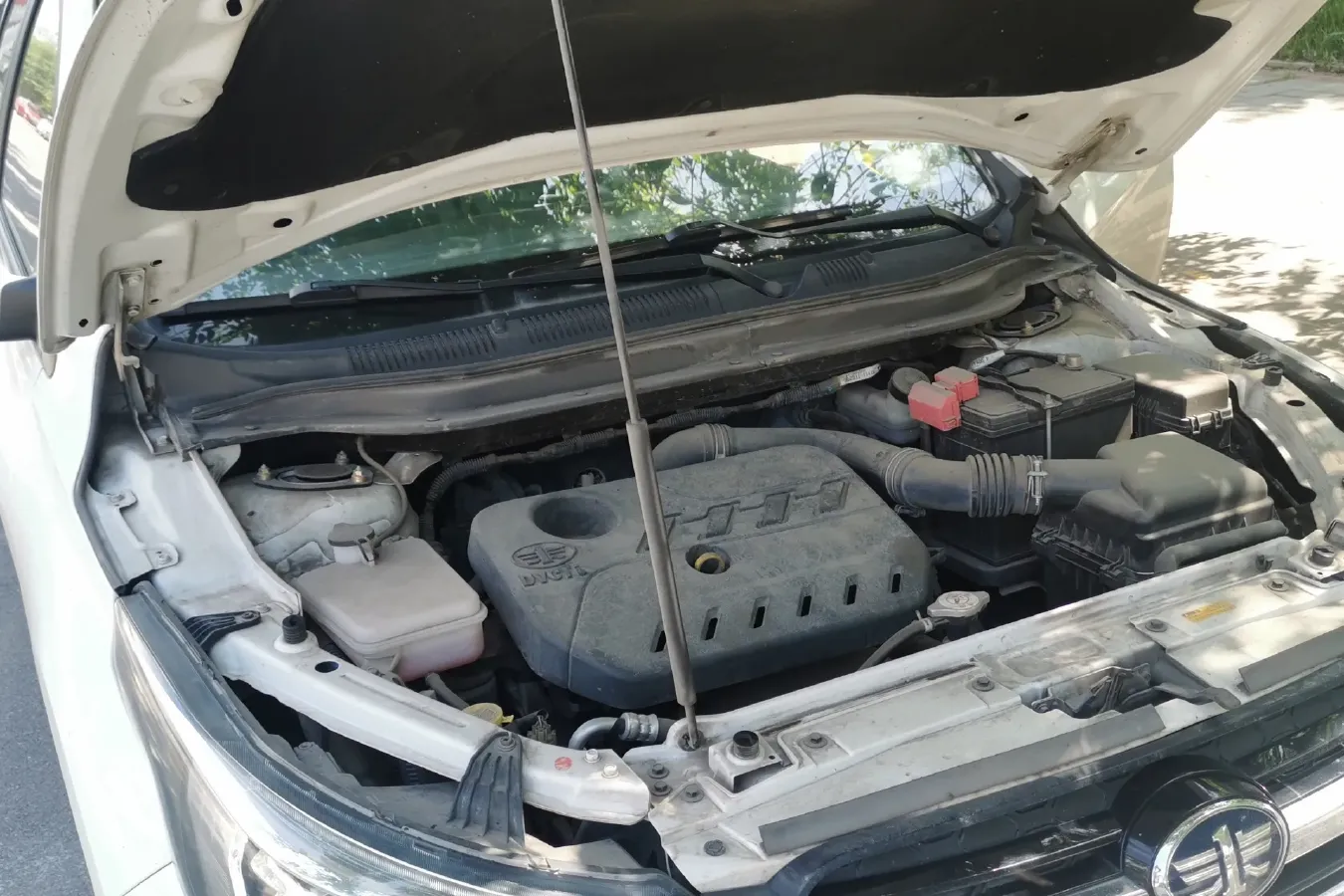 2017 FAW Jumpal D60 1.5L 113HP L4 5MT,autocango,china used car exporter,china ev exporter,chinese used car exporter,chinese used ev exporter