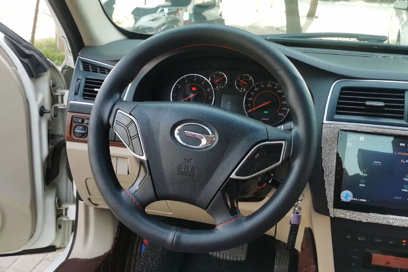 2016 GAC Trumpchi GA5 1.0L 61HP L4 PHEV 13KWH,autocango,china used car exporter,china ev exporter,chinese used car exporter,chinese used ev exporter