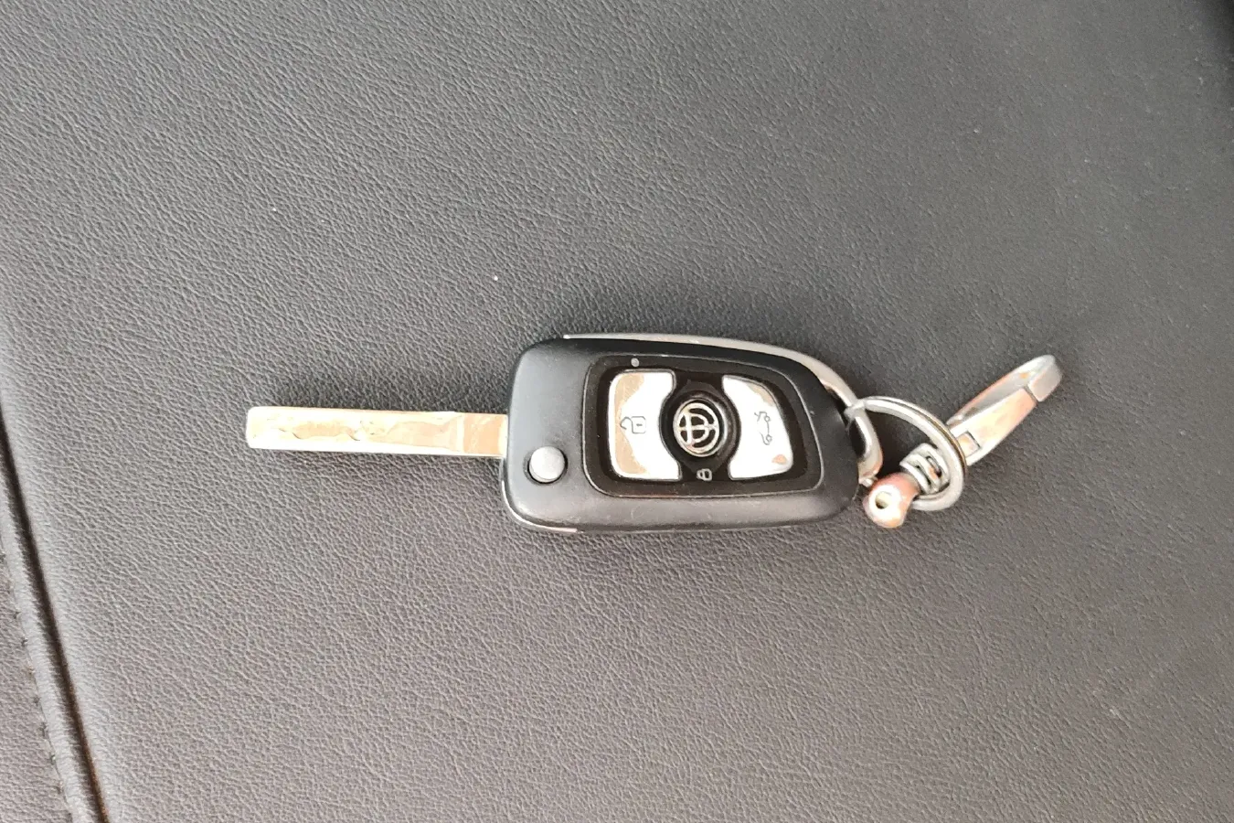 2017 Brilliance Auto H3 1.5L 112HP L4 5AT,autocango,china used car exporter,china ev exporter,chinese used car exporter,chinese used ev exporter