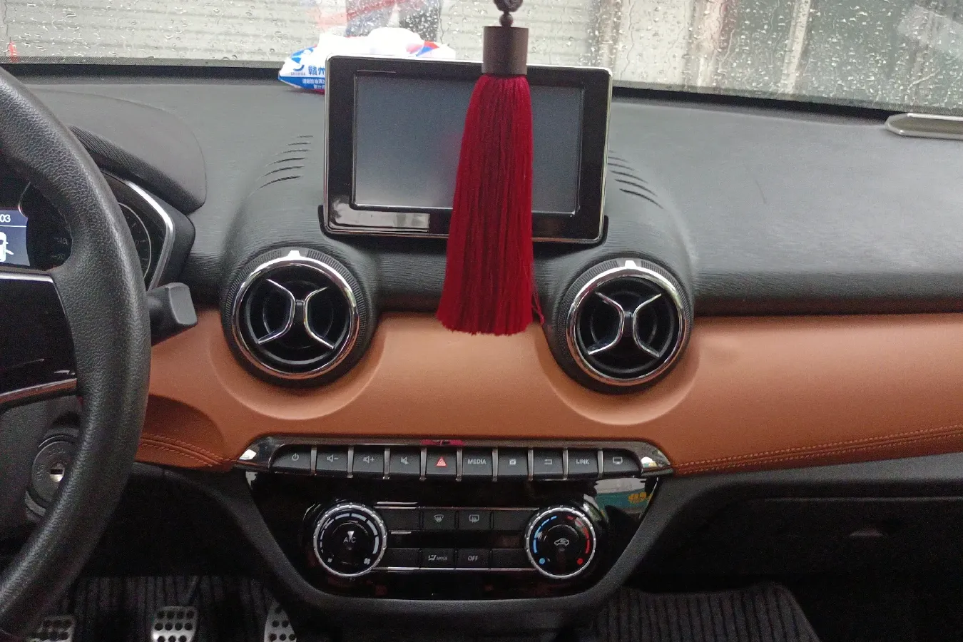 2016 BeiJing Auto Senova X35 1.5L 116HP L4 5MT,autocango,china used car exporter,china ev exporter,chinese used car exporter,chinese used ev exporter