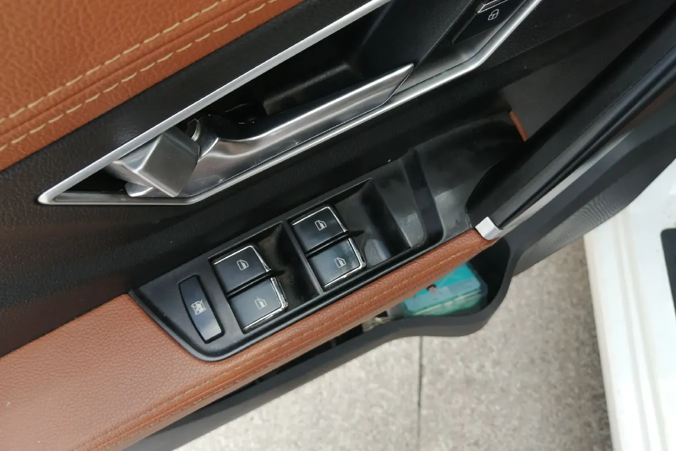 2018 Zotye Cloud 100 BEV 28.4KWH,autocango,china used car exporter,china ev exporter,chinese used car exporter,chinese used ev exporter