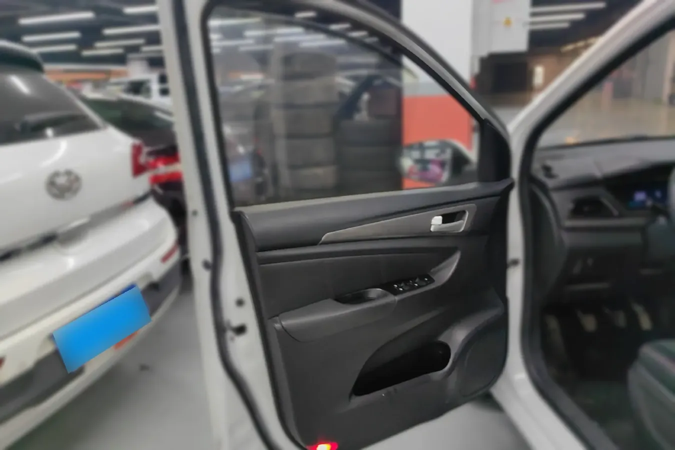 2016 ChangAn Kaicene A600 1.5L 114HP L4 5MT,autocango,china used car exporter,china ev exporter,chinese used car exporter,chinese used ev exporter