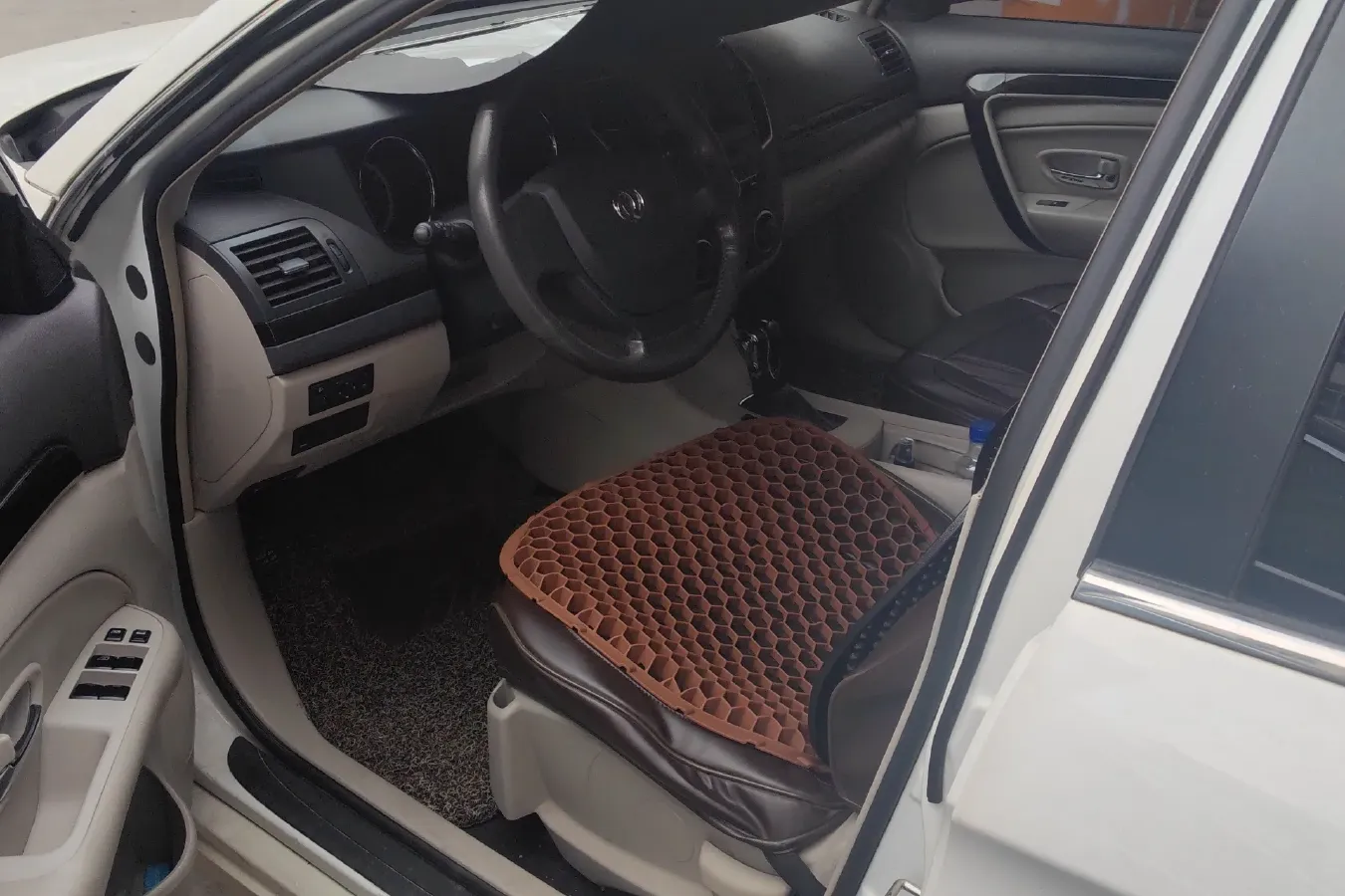 2016 DongFeng Aeolus A60 1.6L 117HP L4 4AT,autocango,china used car exporter,china ev exporter,chinese used car exporter,chinese used ev exporter