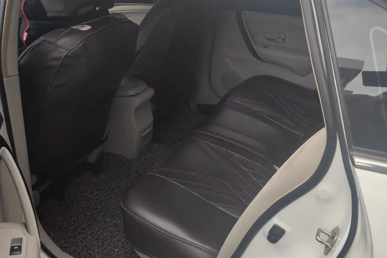 2016 DongFeng Aeolus A60 1.6L 117HP L4 4AT,autocango,china used car exporter,china ev exporter,chinese used car exporter,chinese used ev exporter