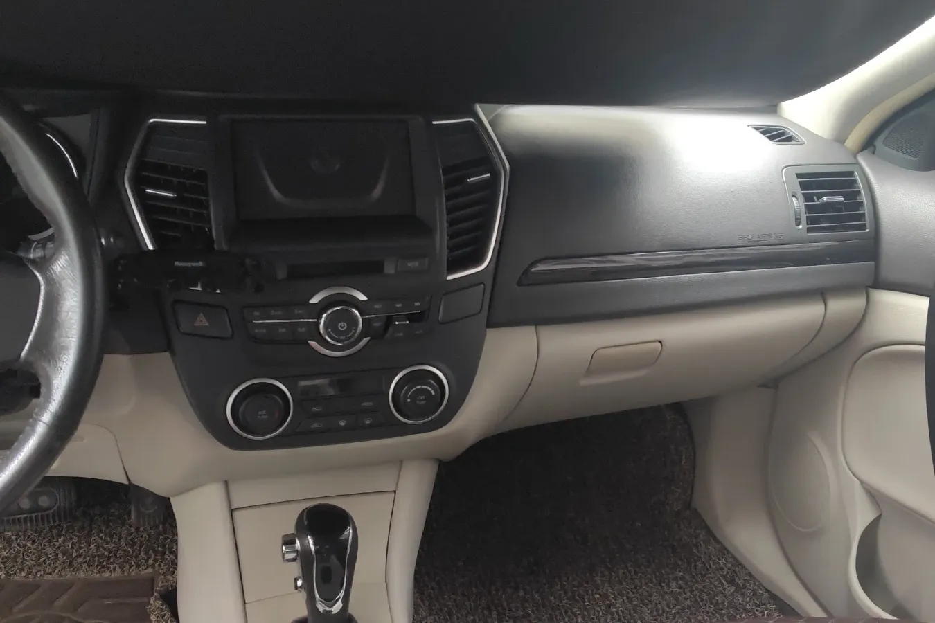 2016 DongFeng Aeolus A60 1.6L 117HP L4 4AT,autocango,china used car exporter,china ev exporter,chinese used car exporter,chinese used ev exporter