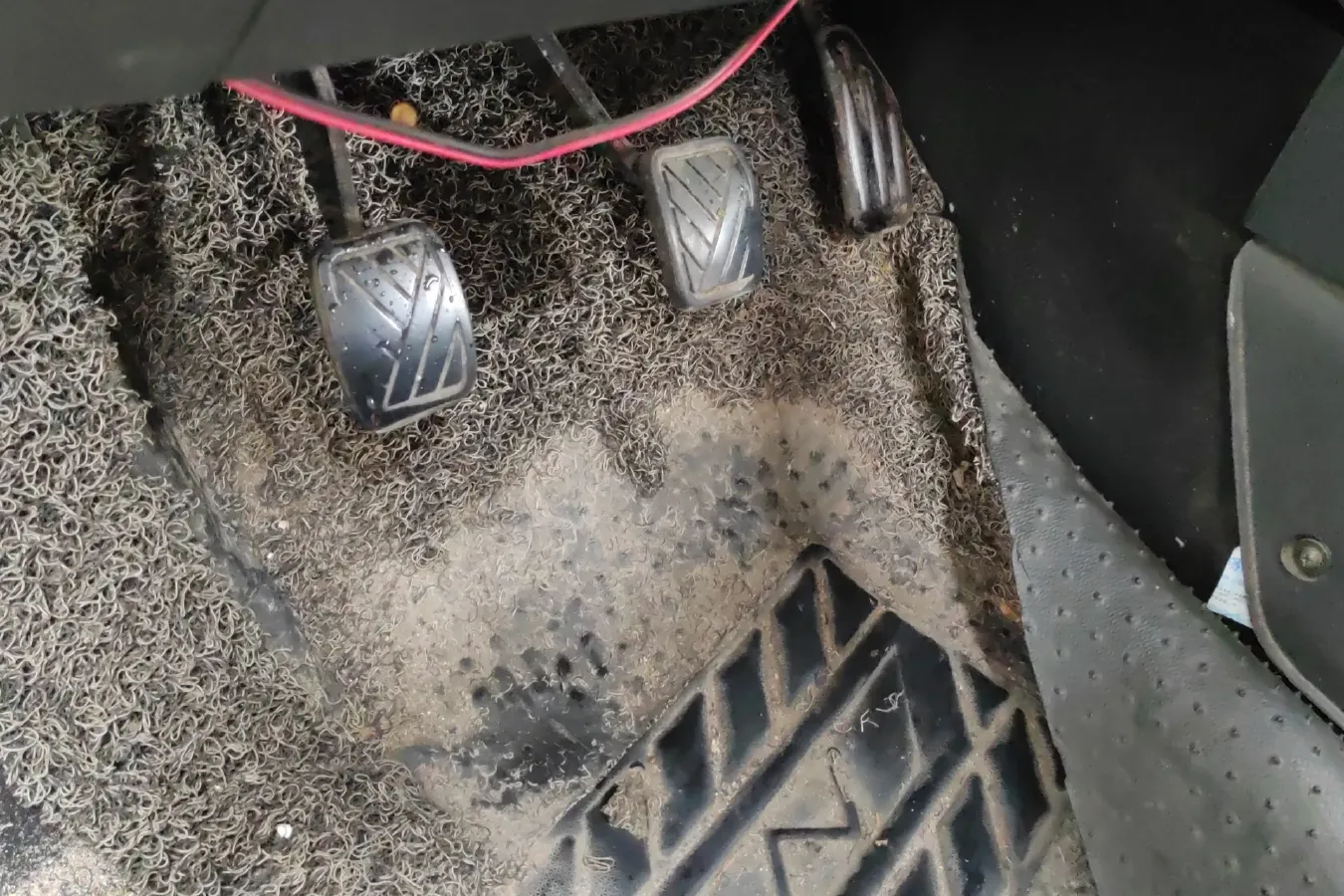 2013 ChangAn Oshan Eulove 1.2L 90HP L4 5MT,autocango,china used car exporter,china ev exporter,chinese used car exporter,chinese used ev exporter