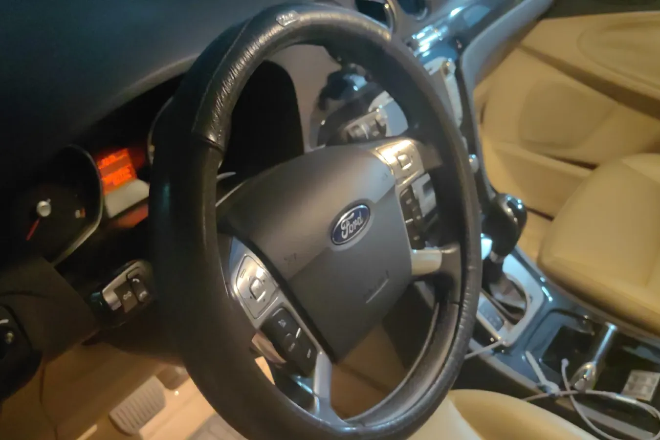 2008 Ford S-Max 2.3L 160HP L4 6AT,autocango,china used car exporter,china ev exporter,chinese used car exporter,chinese used ev exporter