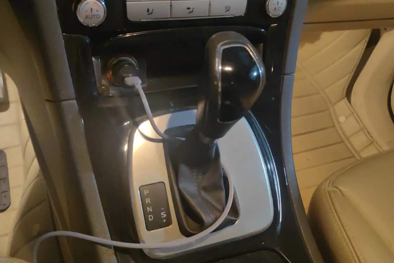 2008 Ford S-Max 2.3L 160HP L4 6AT,autocango,china used car exporter,china ev exporter,chinese used car exporter,chinese used ev exporter