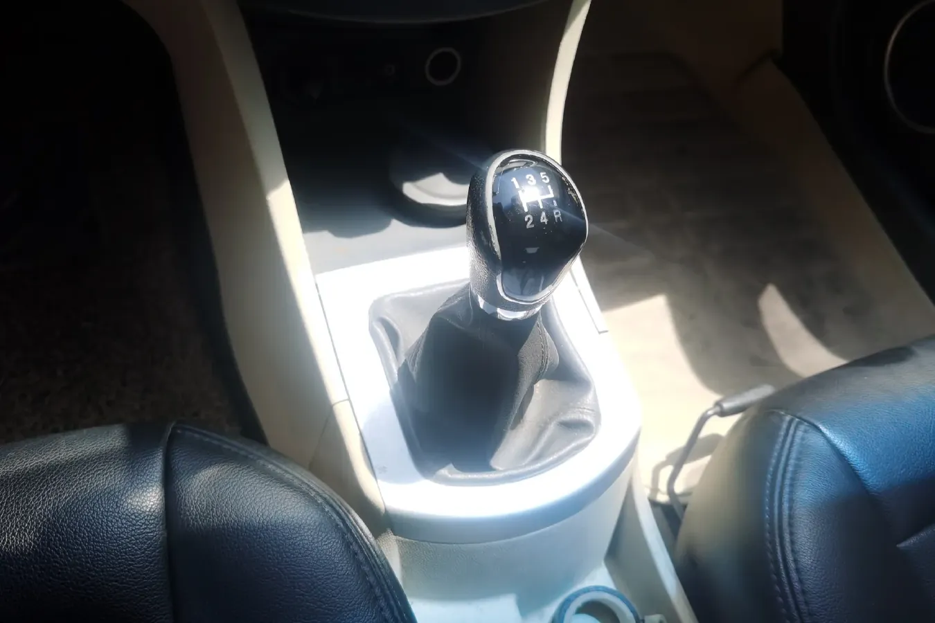 2013 JAC HeYue A30 1.5L 113HP L4 5MT,autocango,china used car exporter,china ev exporter,chinese used car exporter,chinese used ev exporter