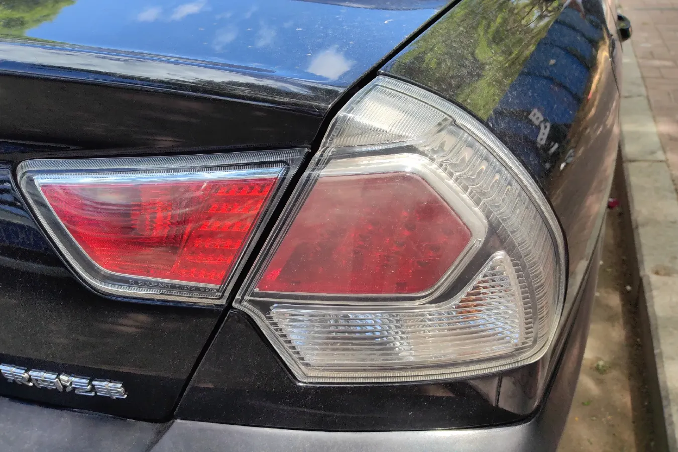 2013 Soueast V3 1.5L 110HP L4 5MT,autocango,china used car exporter,china ev exporter,chinese used car exporter,chinese used ev exporter