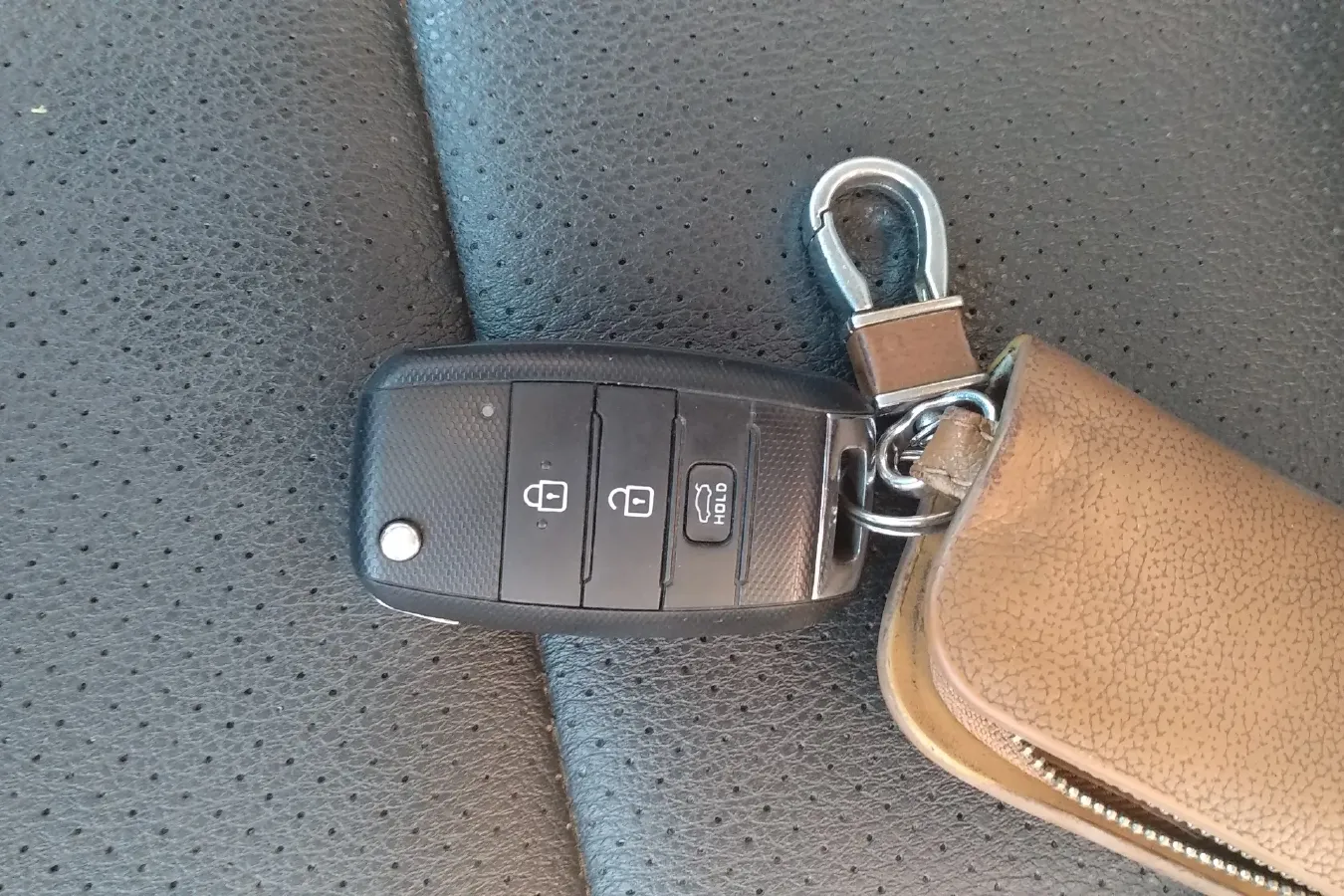 2016 Kia K3 1.6L 128HP L4 6MT,autocango,china used car exporter,china ev exporter,chinese used car exporter,chinese used ev exporter