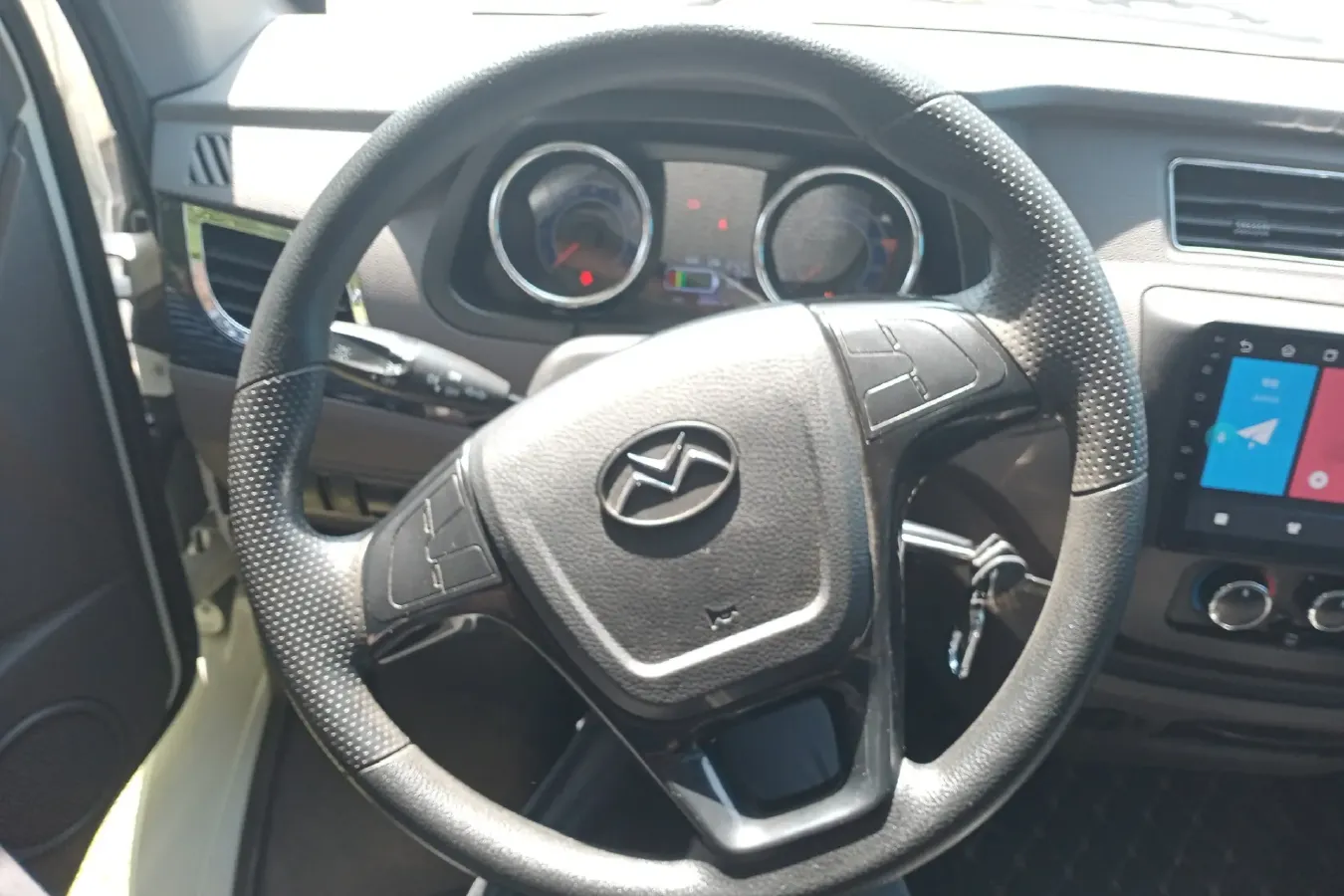 2022 New Gonow ShuaiJian BEV 41.93KWH,autocango,china used car exporter,china ev exporter,chinese used car exporter,chinese used ev exporter