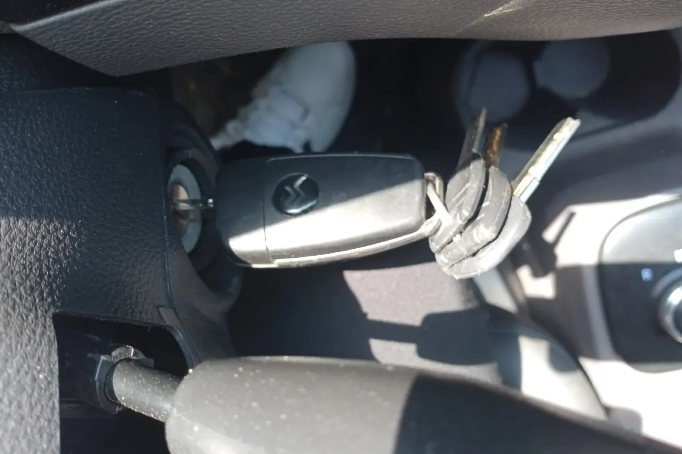 2022 New Gonow ShuaiJian BEV 41.93KWH,autocango,china used car exporter,china ev exporter,chinese used car exporter,chinese used ev exporter