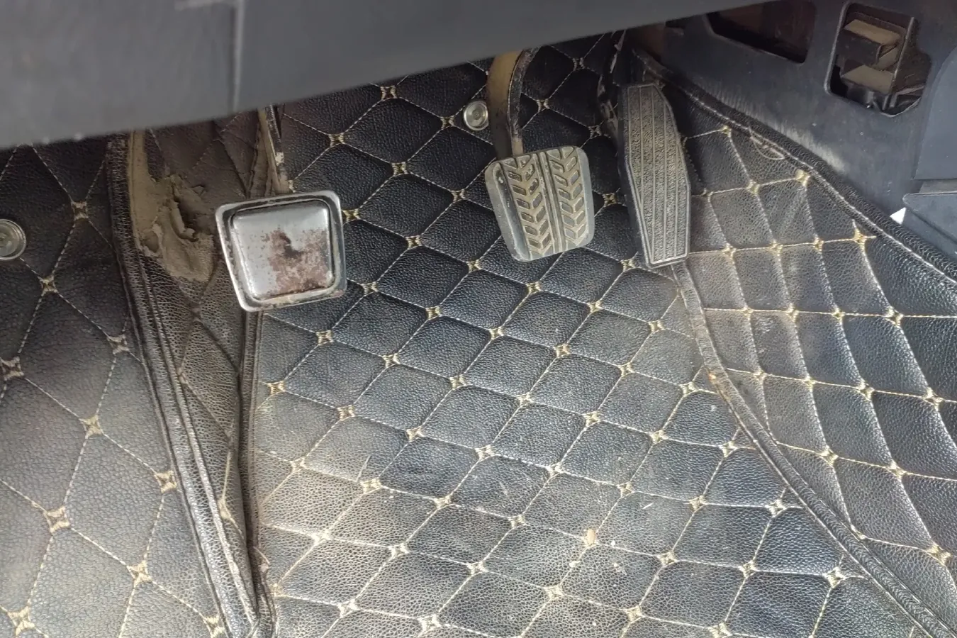 2010 HaiMa Preema 1.6L 120HP L4 5MT,autocango,china used car exporter,china ev exporter,chinese used car exporter,chinese used ev exporter