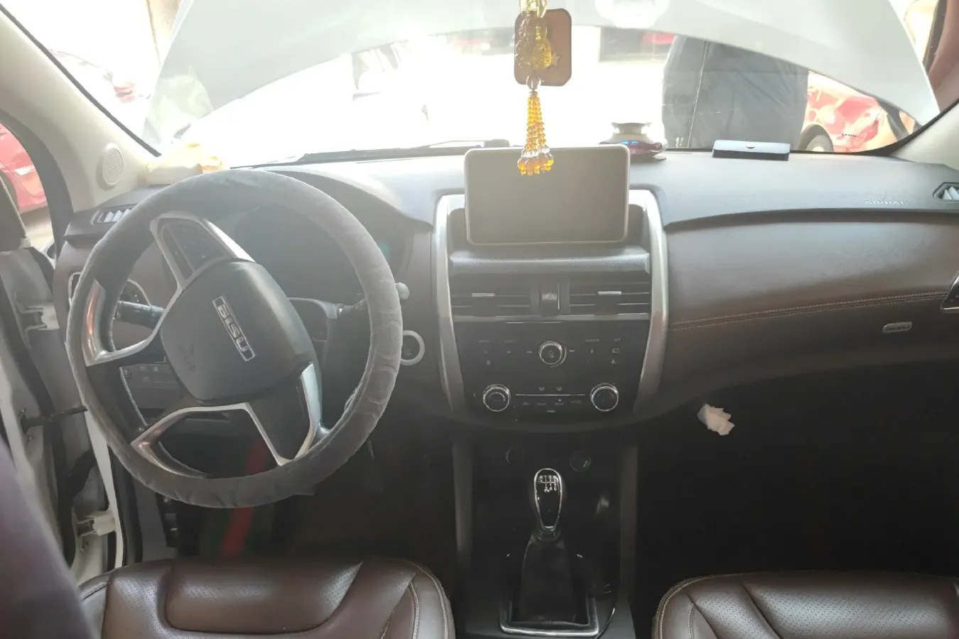 2017 BiSu T5 1.5T 150HP L4 6MT,autocango,china used car exporter,china ev exporter,chinese used car exporter,chinese used ev exporter