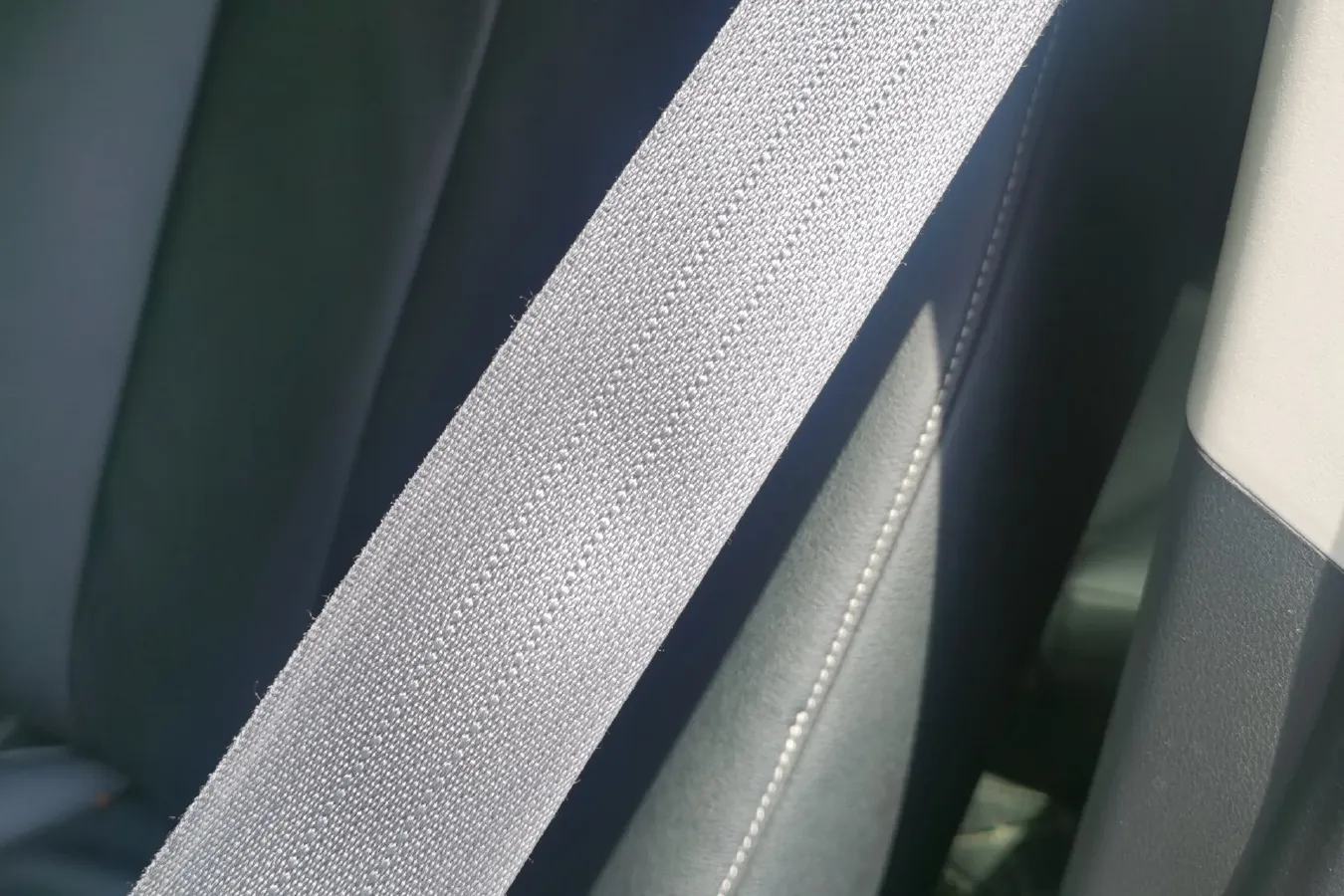 2014 Mazda CX-7 2.5L 163HP L4 5AT,autocango,china used car exporter,china ev exporter,chinese used car exporter,chinese used ev exporter