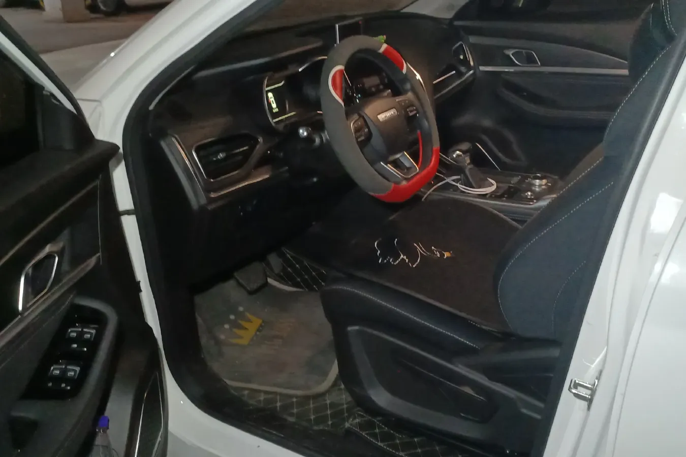 2020 Jetour X70 1.5T 156HP L4 6DCT,autocango,china used car exporter,china ev exporter,chinese used car exporter,chinese used ev exporter