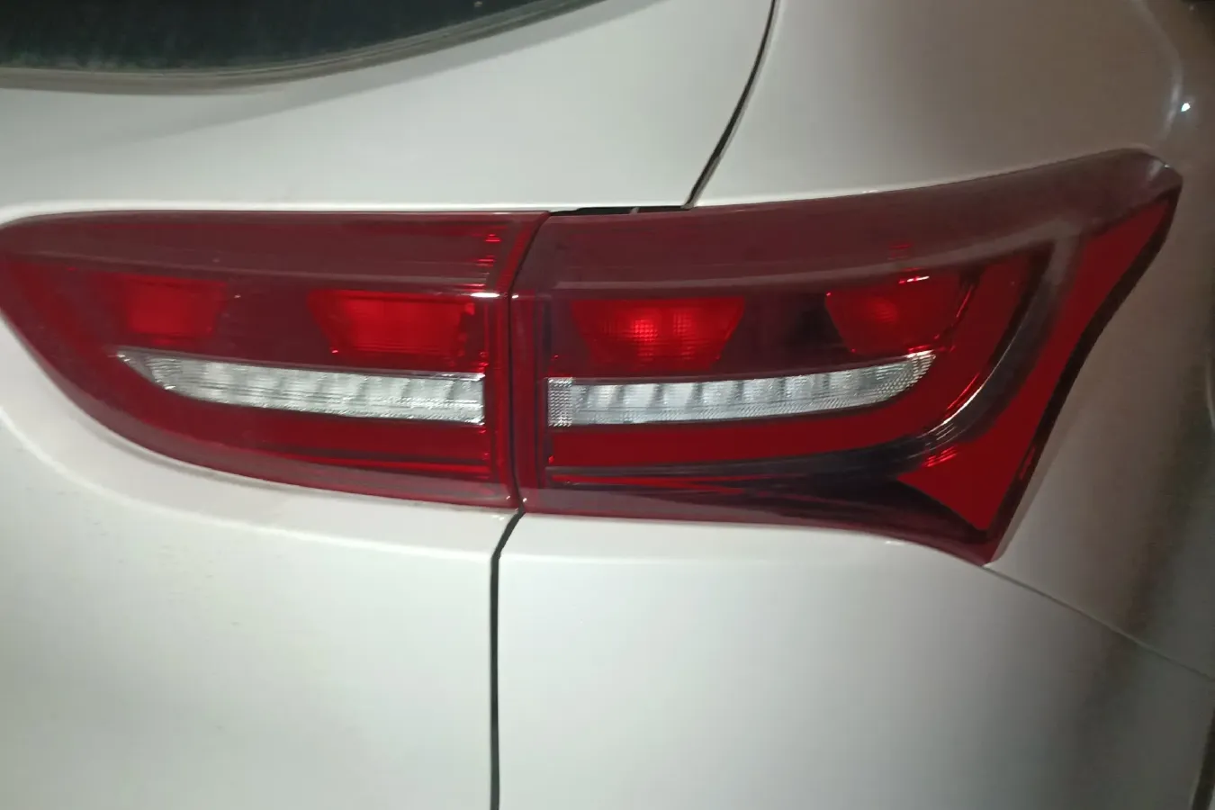 2020 Jetour X70 1.5T 156HP L4 6DCT,autocango,china used car exporter,china ev exporter,chinese used car exporter,chinese used ev exporter