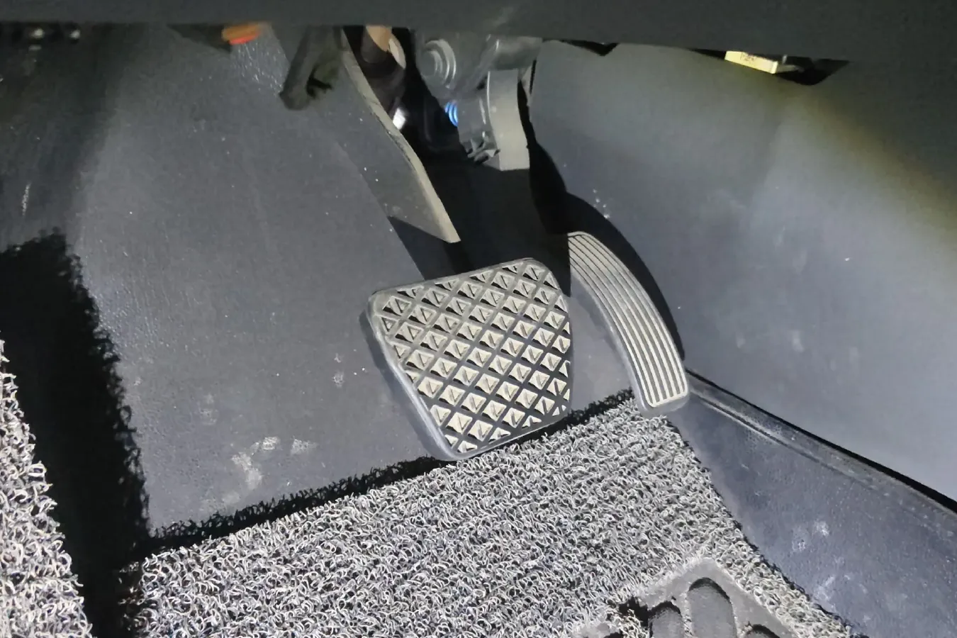 2016 Chery Arrizo 7e 1.6L 126HP L4 CVT PHEV 9.26KWH,autocango,china used car exporter,china ev exporter,chinese used car exporter,chinese used ev exporter