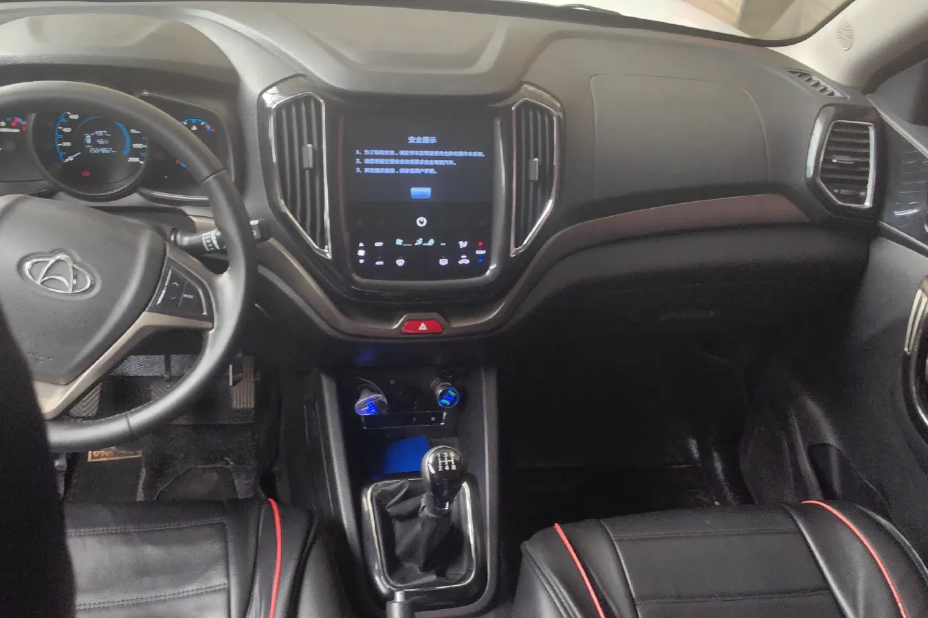 2016 ChangAn Oshan CX70 1.6L 117HP L4 5MT,autocango,china used car exporter,china ev exporter,chinese used car exporter,chinese used ev exporter