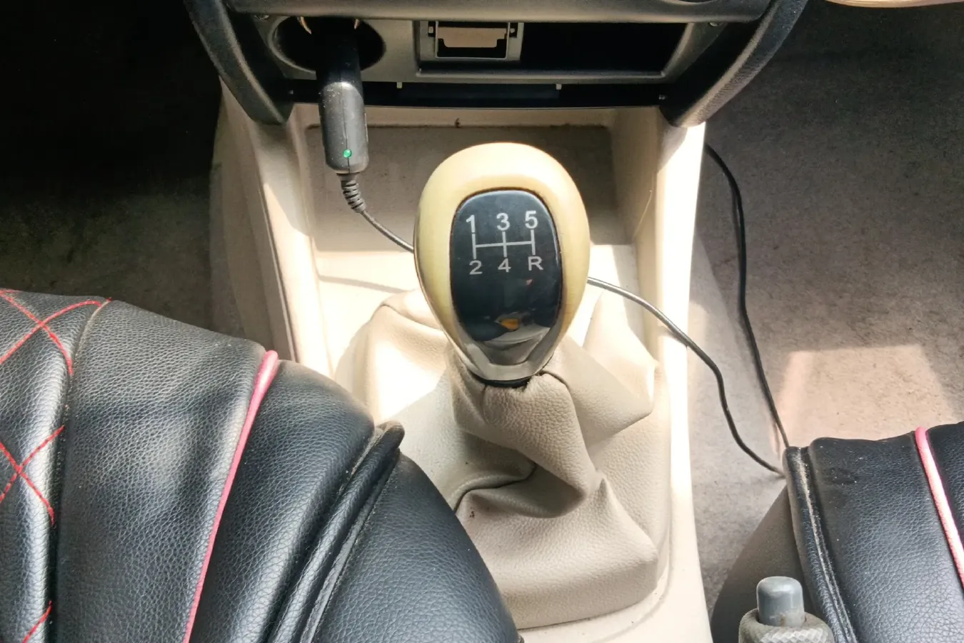 2012 Soueast V3 1.5L 110HP L4 5MT,autocango,china used car exporter,china ev exporter,chinese used car exporter,chinese used ev exporter