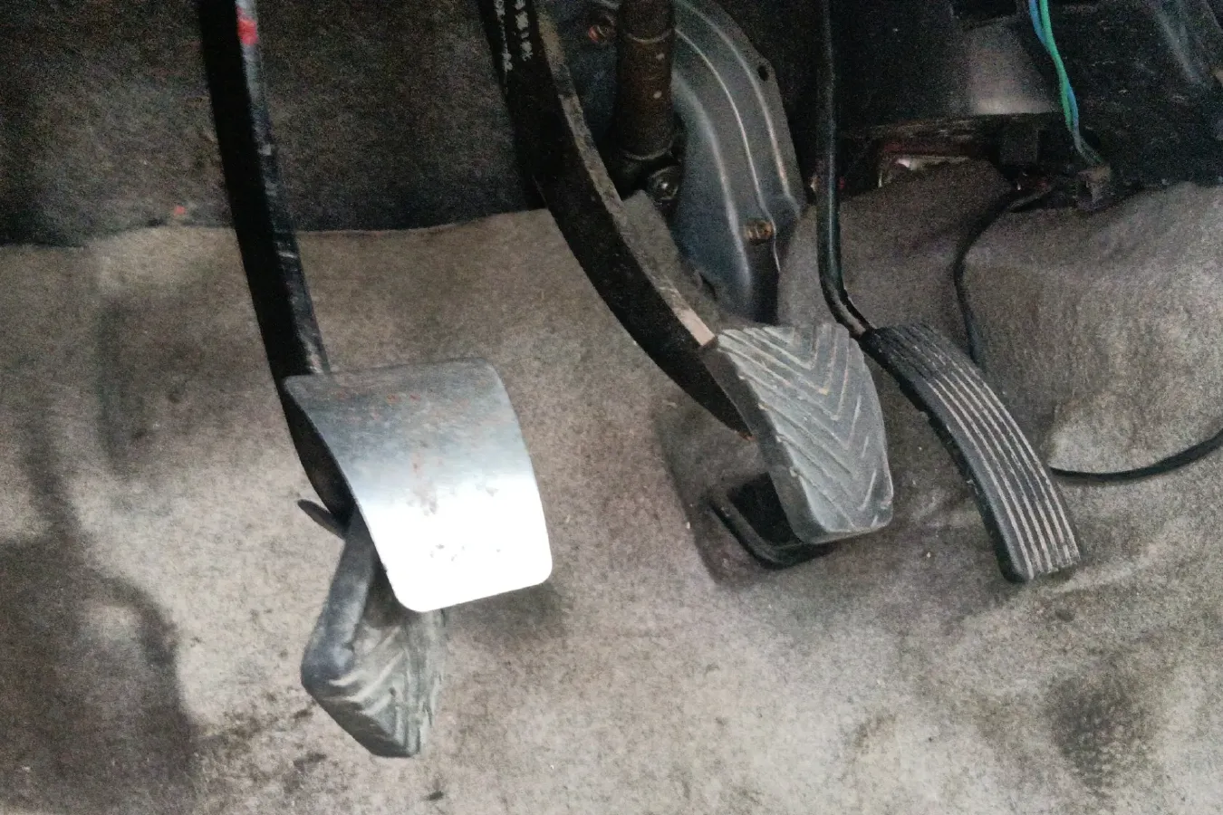 2012 Soueast V3 1.5L 110HP L4 5MT,autocango,china used car exporter,china ev exporter,chinese used car exporter,chinese used ev exporter