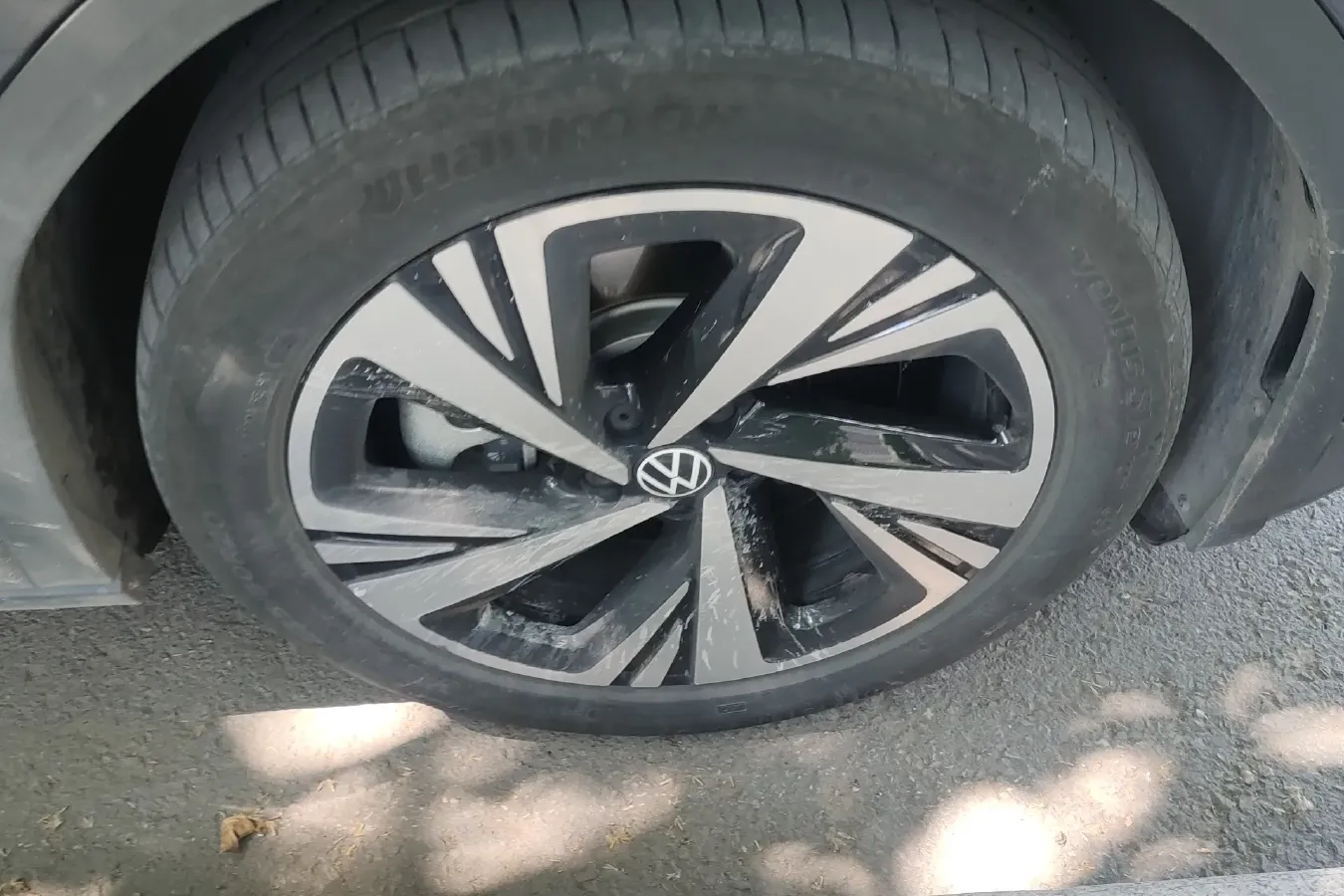 2022 Volkswagen ID.6 Crozz BEV 84.8KWH,autocango,china used car exporter,china ev exporter,chinese used car exporter,chinese used ev exporter