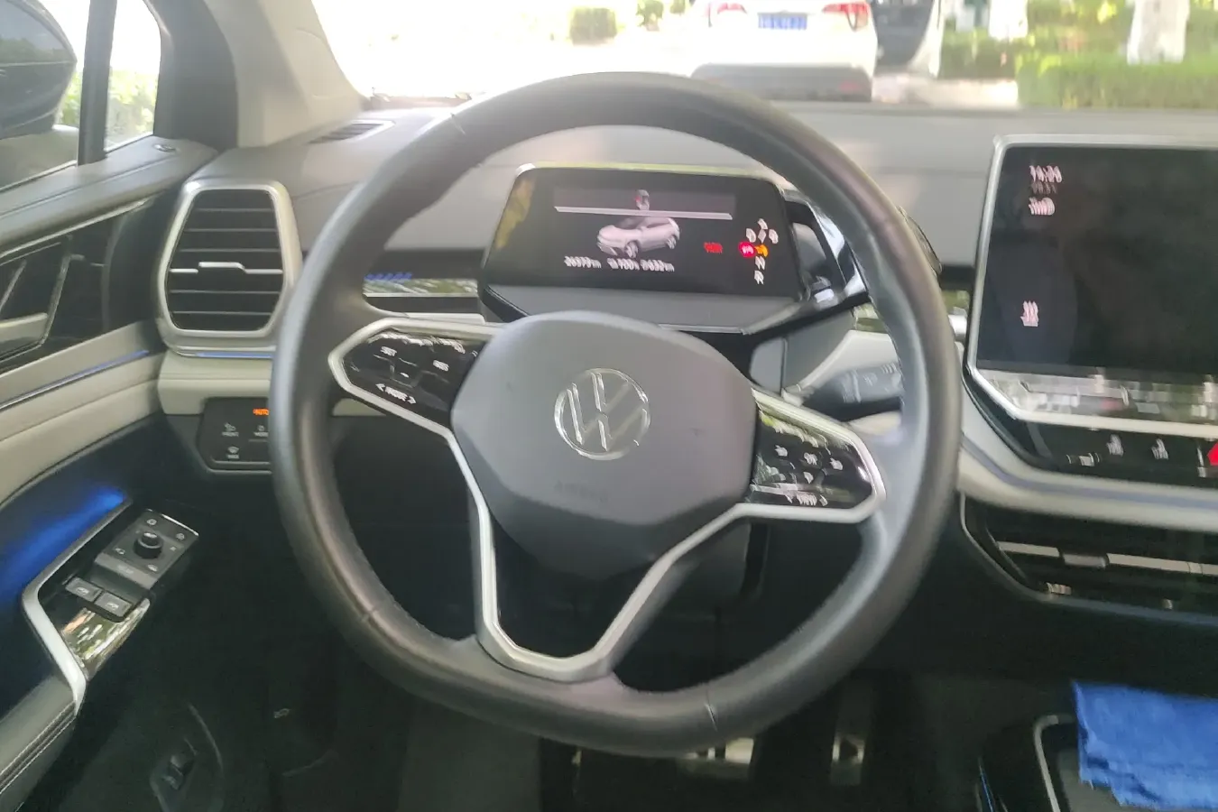 2022 Volkswagen ID.6 Crozz BEV 84.8KWH,autocango,china used car exporter,china ev exporter,chinese used car exporter,chinese used ev exporter