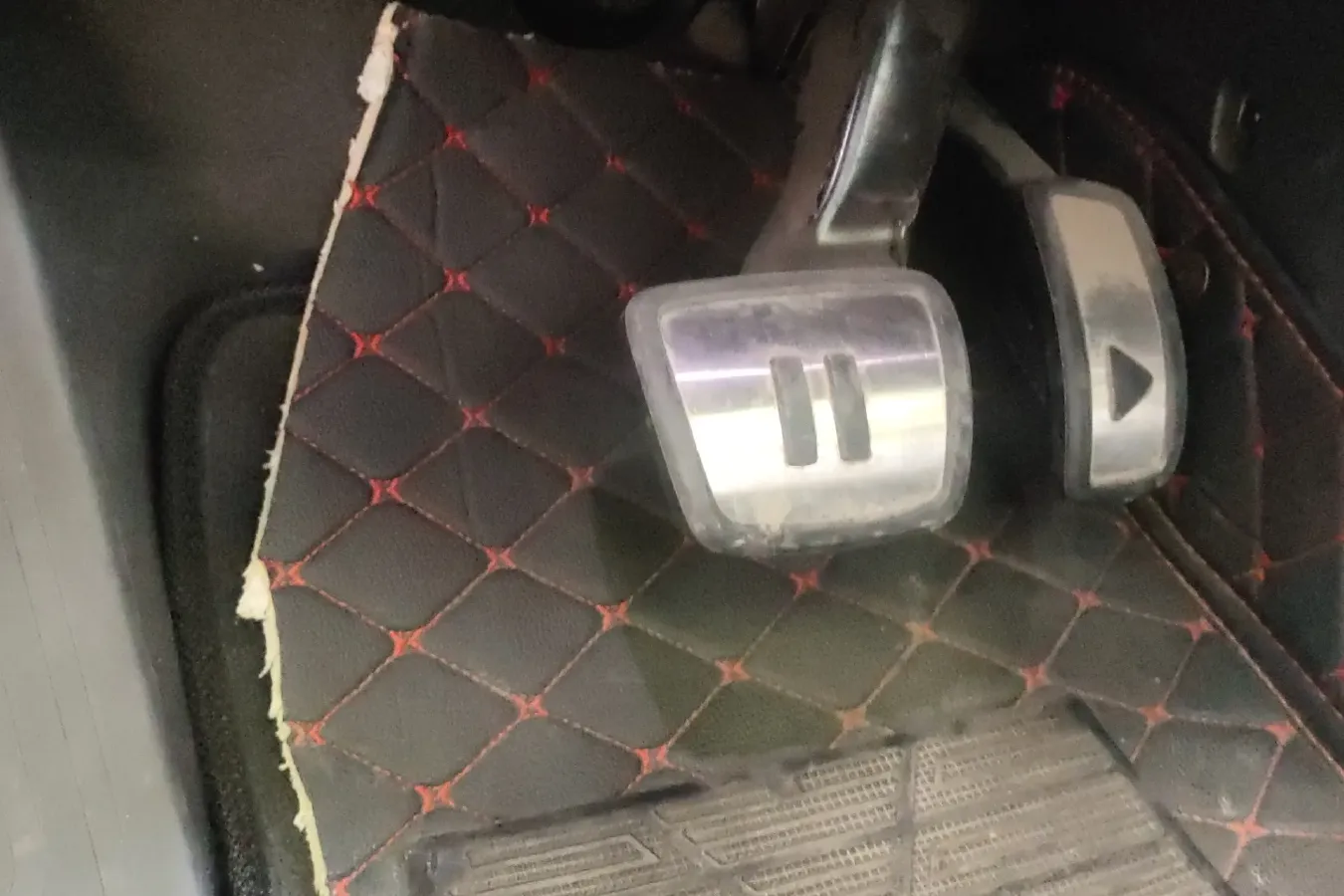 2022 Volkswagen ID.6 Crozz BEV 84.8KWH,autocango,china used car exporter,china ev exporter,chinese used car exporter,chinese used ev exporter