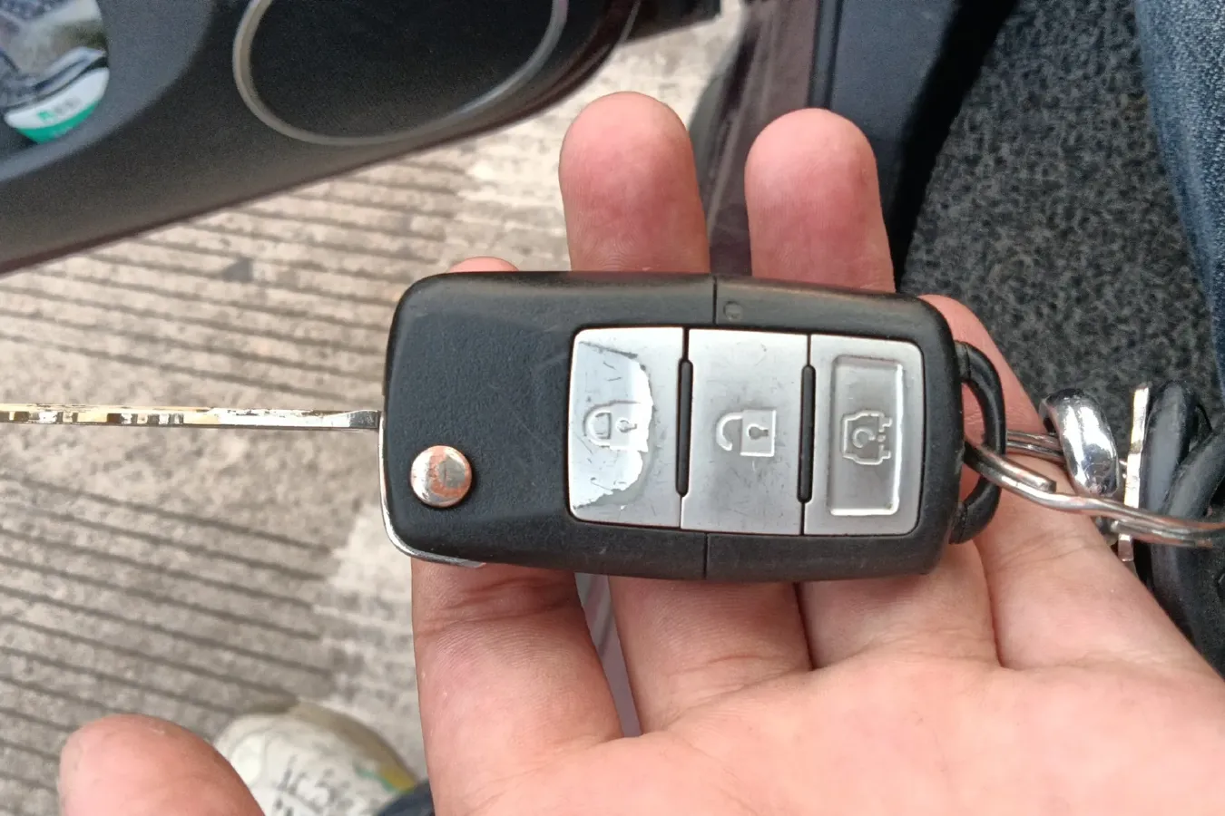 2014 DongFeng Forthing Joyear X3 1.5L 120HP L4 5MT,autocango,china used car exporter,china ev exporter,chinese used car exporter,chinese used ev exporter