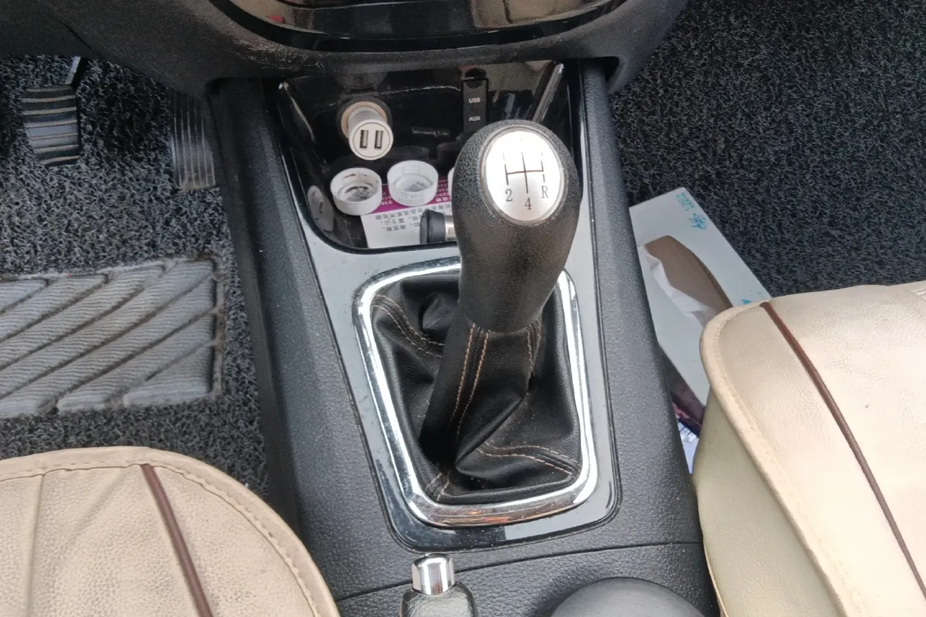 2014 DongFeng Forthing Joyear X3 1.5L 120HP L4 5MT,autocango,china used car exporter,china ev exporter,chinese used car exporter,chinese used ev exporter