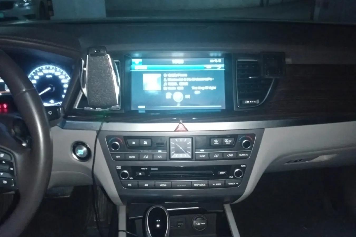 2015 Hyundai Cenesis 3.0L 257HP V6 8AT,autocango,china used car exporter,china ev exporter,chinese used car exporter,chinese used ev exporter