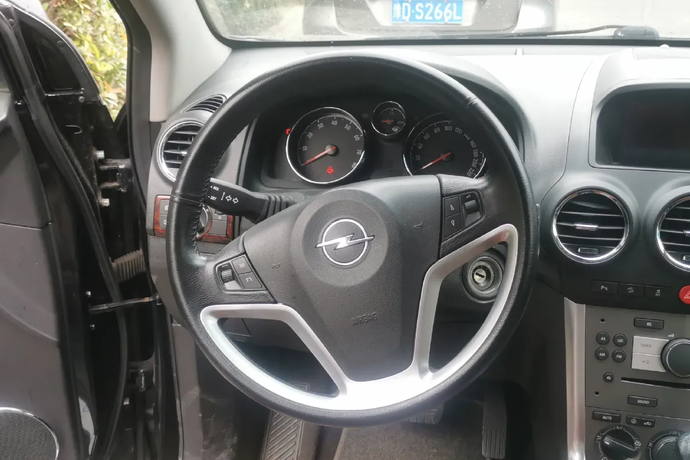 2011 Opel Antara 2.4L 167HP L4 6AT,autocango,china used car exporter,china ev exporter,chinese used car exporter,chinese used ev exporter