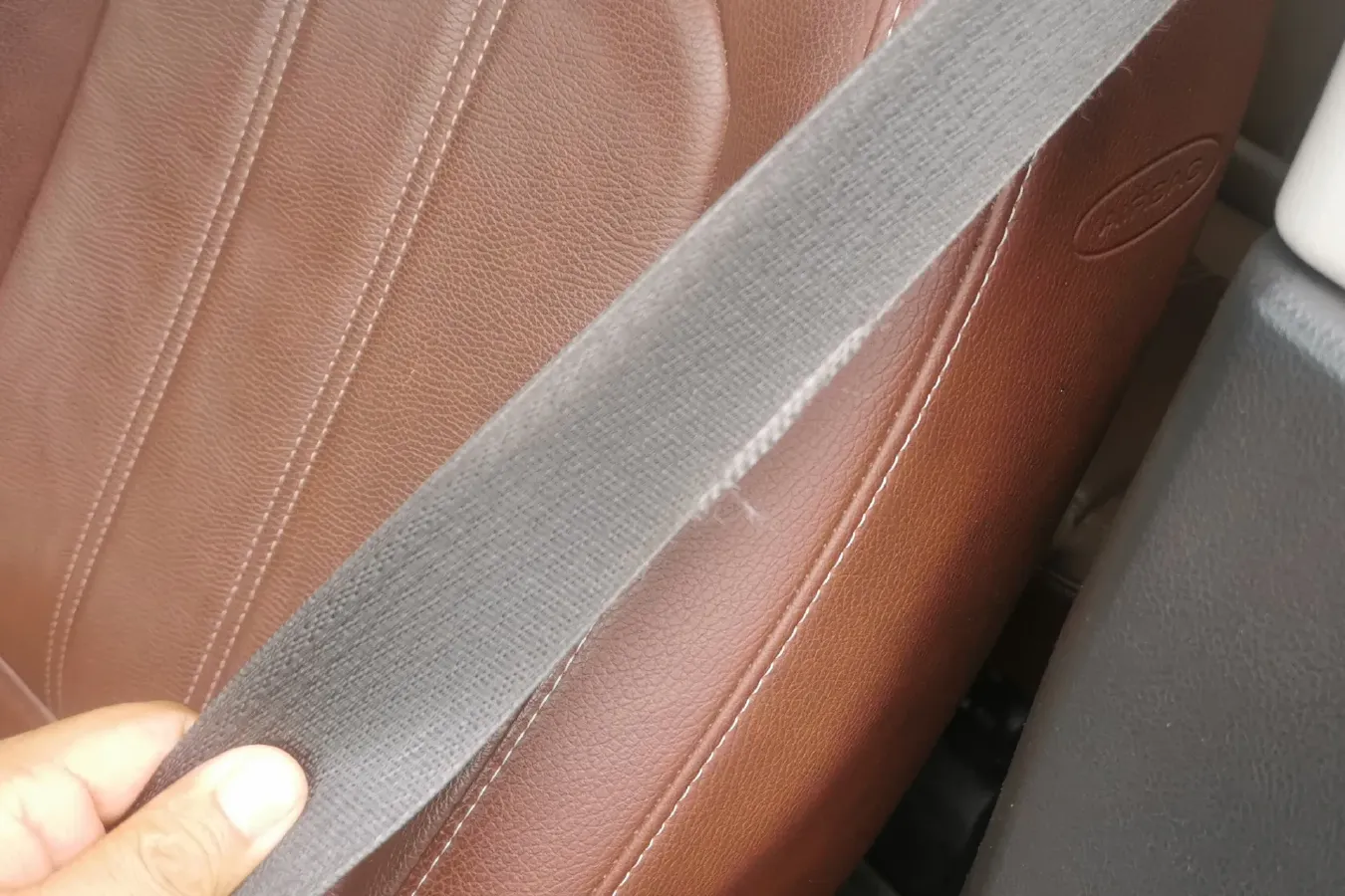 2011 Opel Antara 2.4L 167HP L4 6AT,autocango,china used car exporter,china ev exporter,chinese used car exporter,chinese used ev exporter