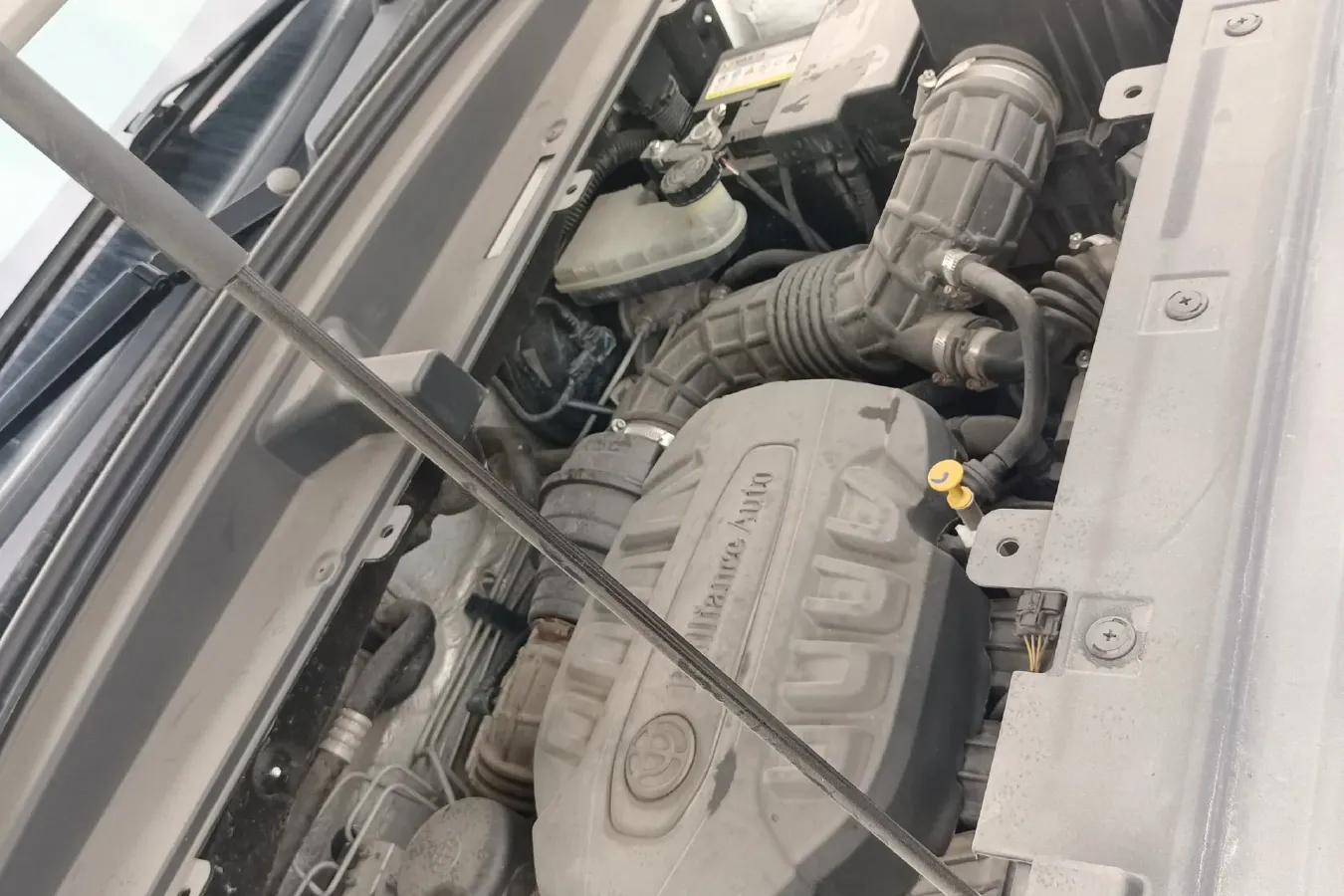 2018 Brilliance Auto V6 1.5T 150HP L4 6MT,autocango,china used car exporter,china ev exporter,chinese used car exporter,chinese used ev exporter