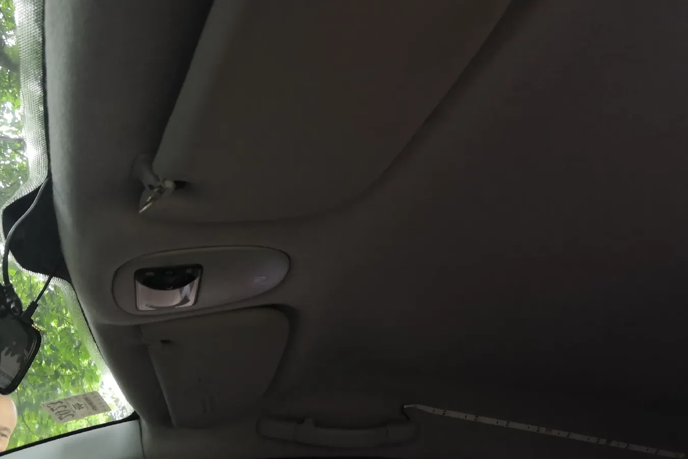 2011 Peugeot 207 1.4L 76HP L4 5MT,autocango,china used car exporter,china ev exporter,chinese used car exporter,chinese used ev exporter