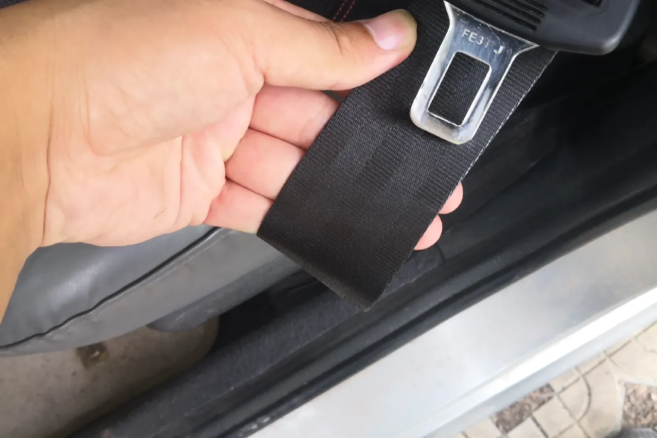 2011 Peugeot 207 1.4L 76HP L4 5MT,autocango,china used car exporter,china ev exporter,chinese used car exporter,chinese used ev exporter