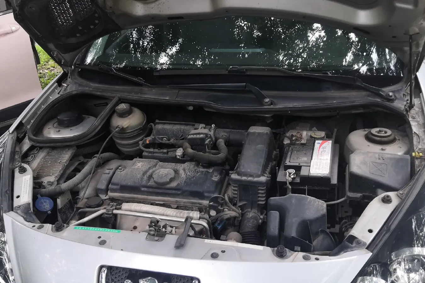 2011 Peugeot 207 1.4L 76HP L4 5MT,autocango,china used car exporter,china ev exporter,chinese used car exporter,chinese used ev exporter