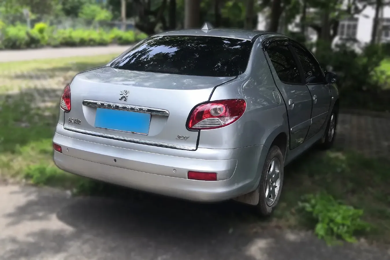 2011 Peugeot 207 1.4L 76HP L4 5MT,autocango,china used car exporter,china ev exporter,chinese used car exporter,chinese used ev exporter