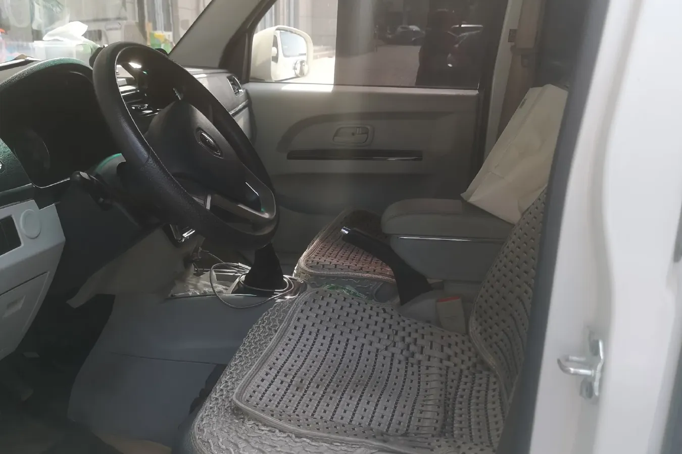 2021 JinBei New Sea Lion X30L 1.5L 102HP L4 5MT,autocango,china used car exporter,china ev exporter,chinese used car exporter,chinese used ev exporter