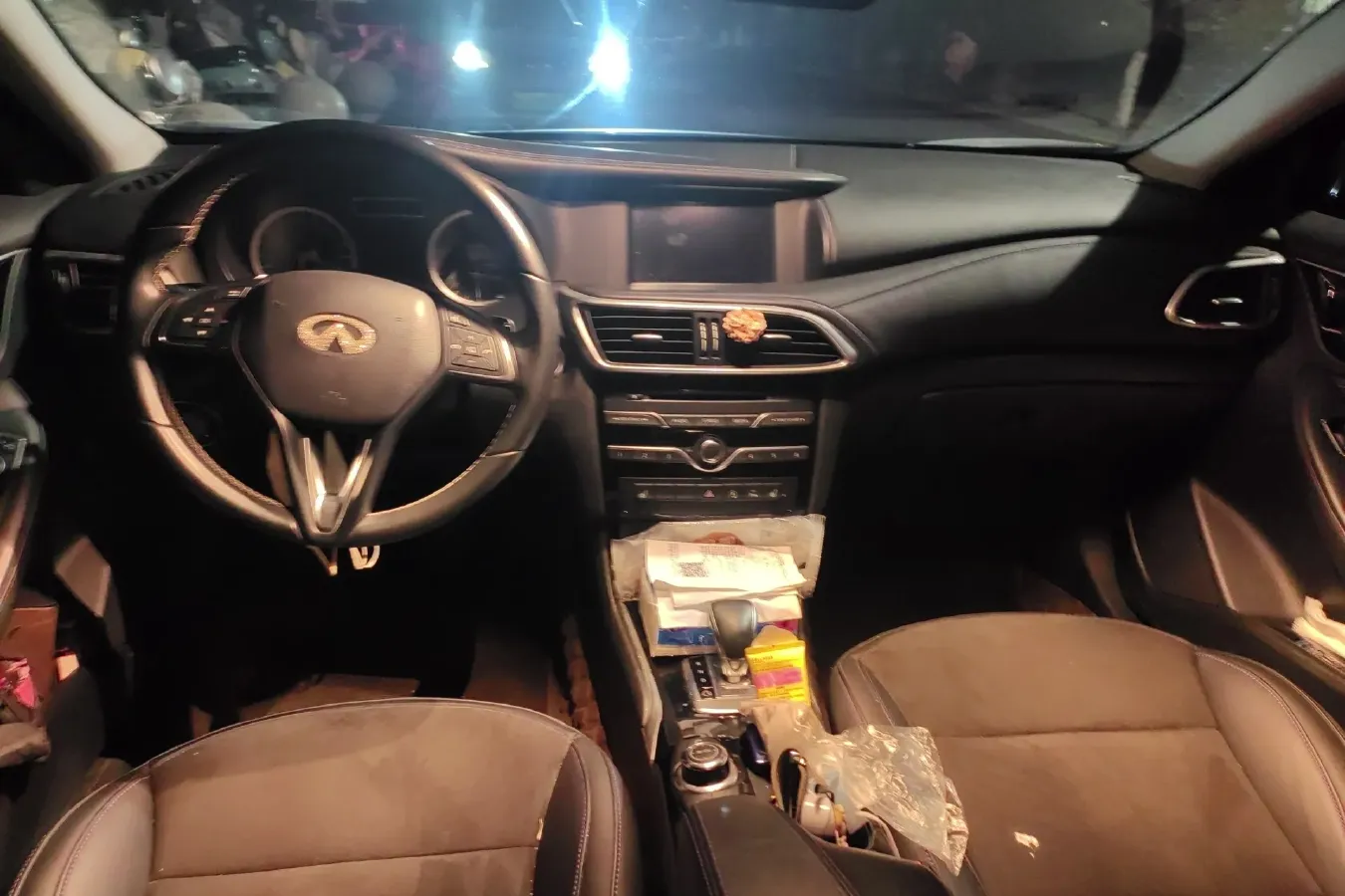 2018 Infiniti QX30 1.6T 156HP L4 7DCT,autocango,china used car exporter,china ev exporter,chinese used car exporter,chinese used ev exporter