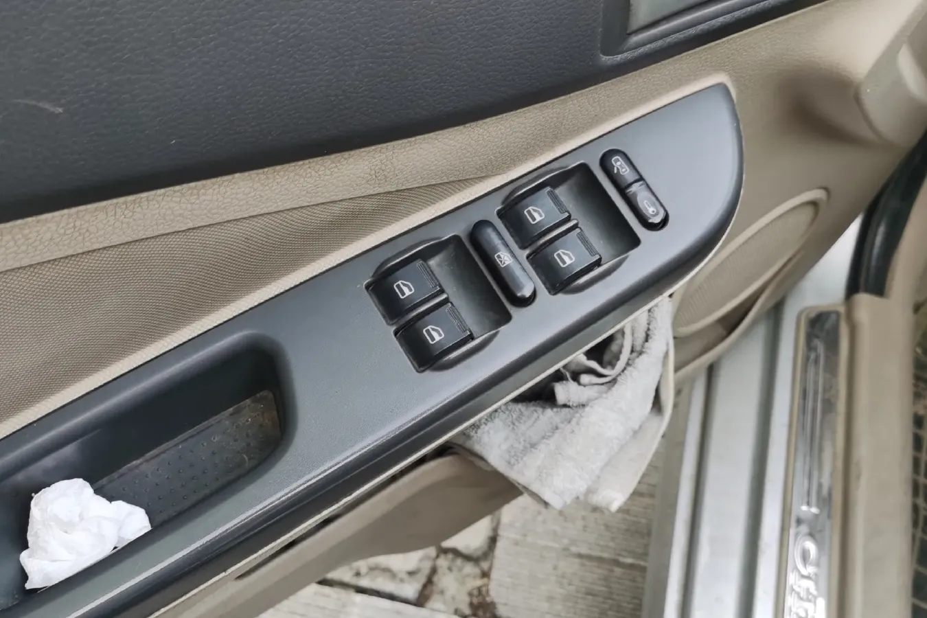 2011 Chery E5 1.5L 109HP L4 5MT,autocango,china used car exporter,china ev exporter,chinese used car exporter,chinese used ev exporter