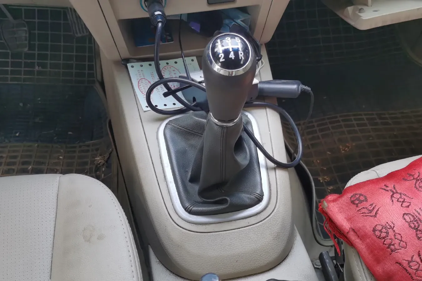 2011 Chery E5 1.5L 109HP L4 5MT,autocango,china used car exporter,china ev exporter,chinese used car exporter,chinese used ev exporter