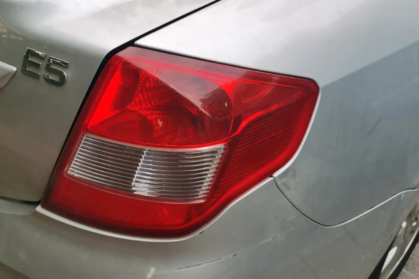 2011 Chery E5 1.5L 109HP L4 5MT,autocango,china used car exporter,china ev exporter,chinese used car exporter,chinese used ev exporter