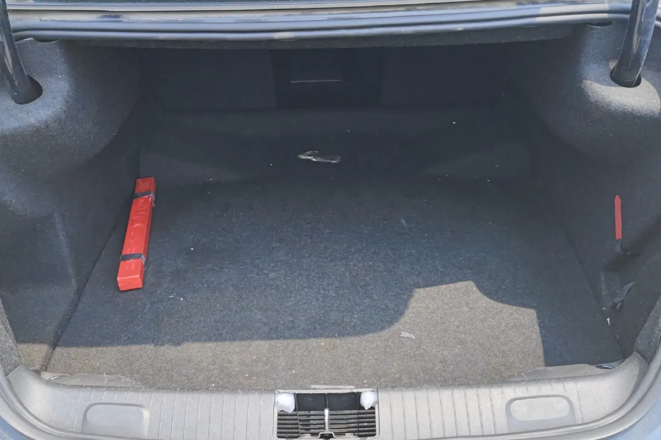 2012 Roewe 950 2.0L 147HP L4 6AT,autocango,china used car exporter,china ev exporter,chinese used car exporter,chinese used ev exporter