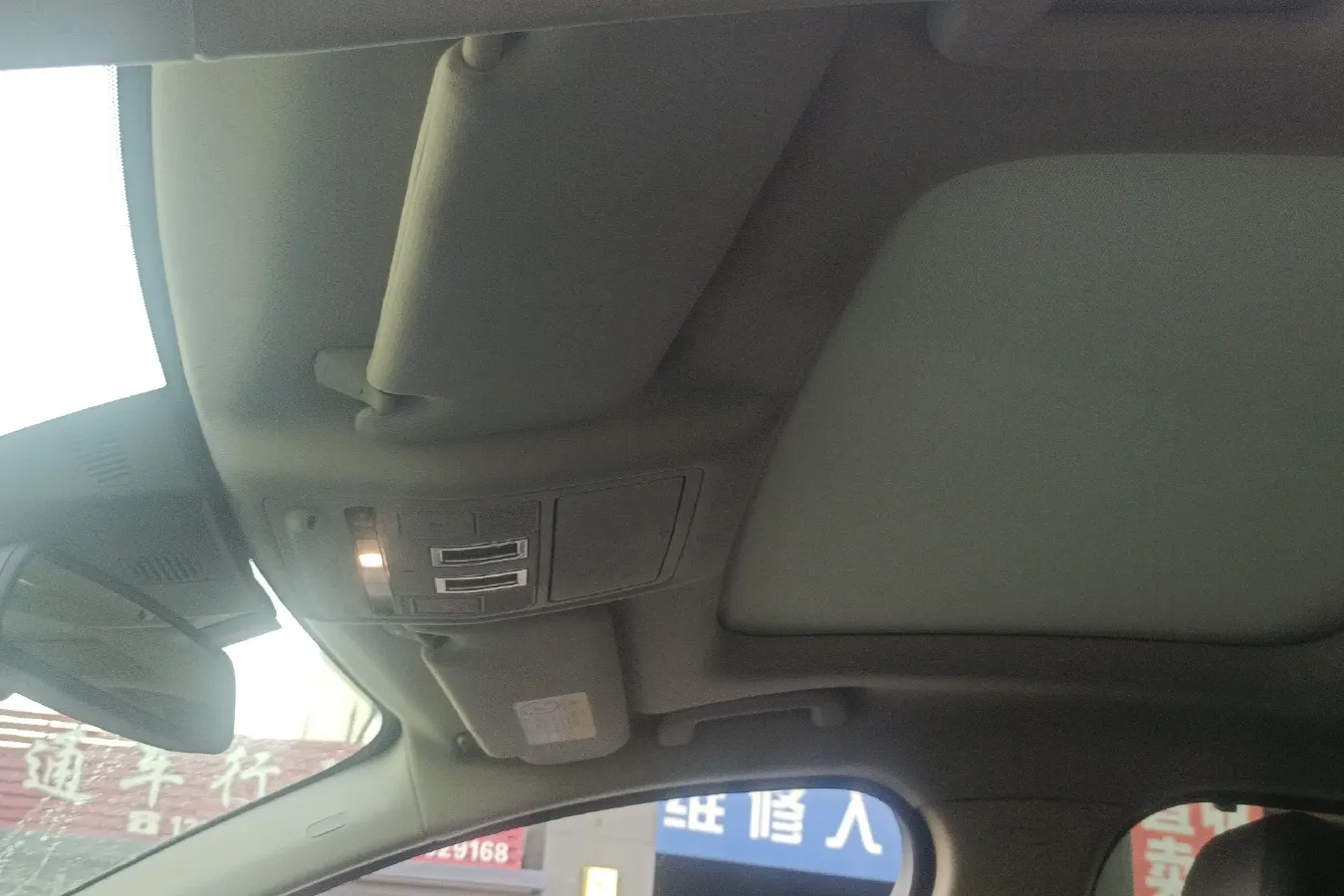 2020 Jaguar XFL 2.0T 200HP L4 8AT,autocango,china used car exporter,china ev exporter,chinese used car exporter,chinese used ev exporter