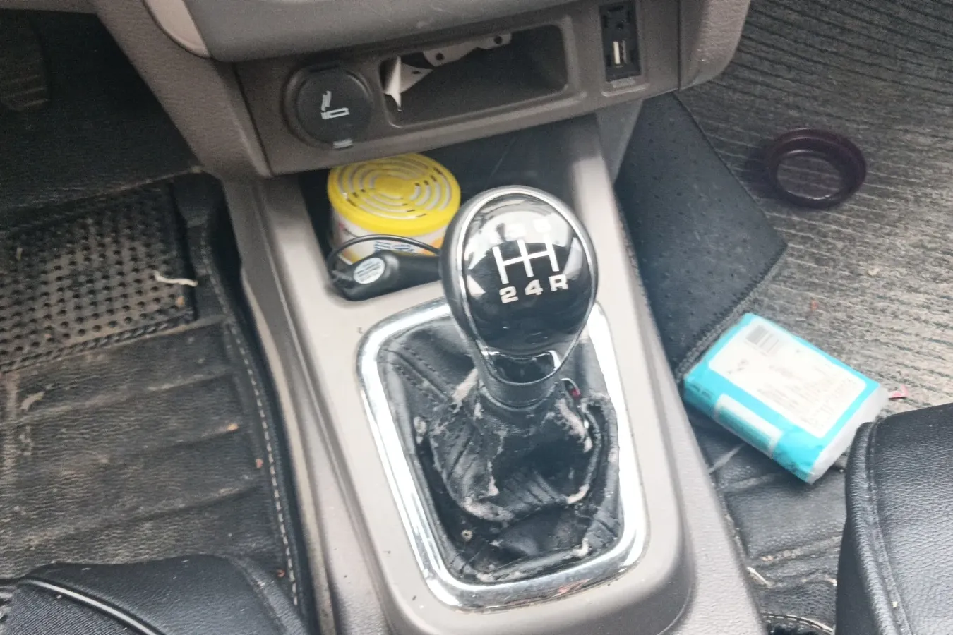 2014 DongFeng Forthing Joyear S50 1.5L 120HP L4 5MT,autocango,china used car exporter,china ev exporter,chinese used car exporter,chinese used ev exporter