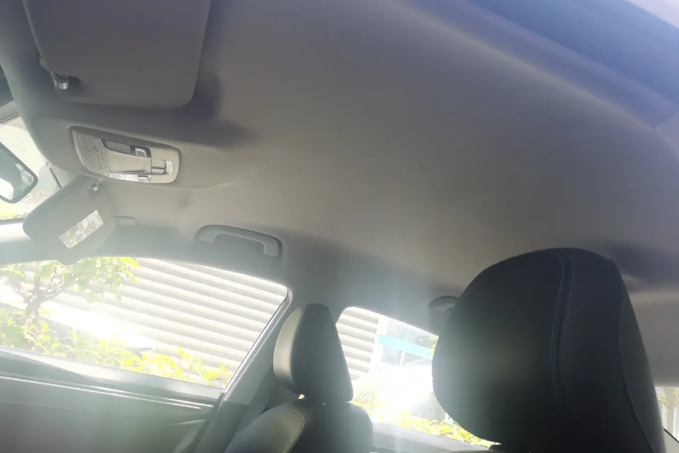 2022 Livan Maple 60s BEV 52.56KWH,autocango,china used car exporter,china ev exporter,chinese used car exporter,chinese used ev exporter